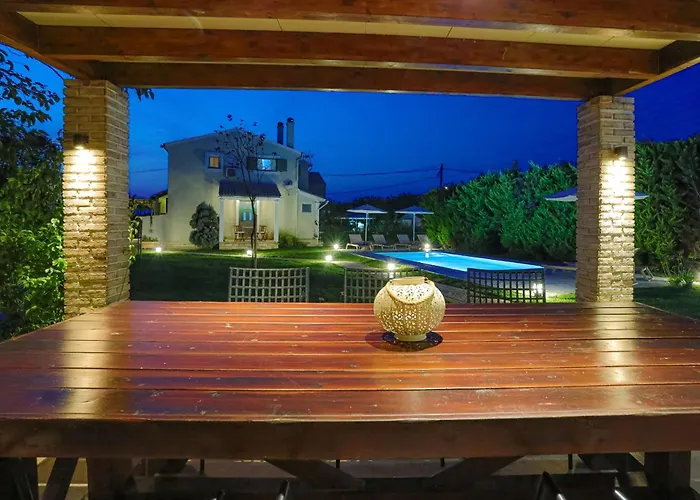 Villa Teresa Rodas