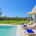 Vila Teresa *